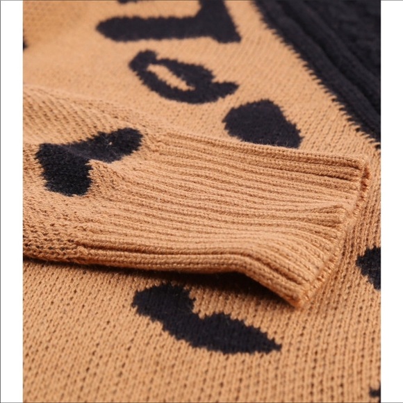 🌟Last One! #51 Black/Leopard Asymmetrical Cold Shoulder Buckle Sweater * - Picture 6 of 10